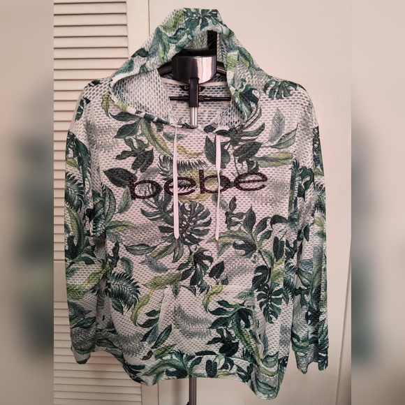 bebe Tops - Bebe Tropical Green Leaf Hoodie